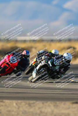 media/Dec-07-2024-CVMA (Sat) [[21c5f1ef85]]/Race 12-Supersport Middleweight/